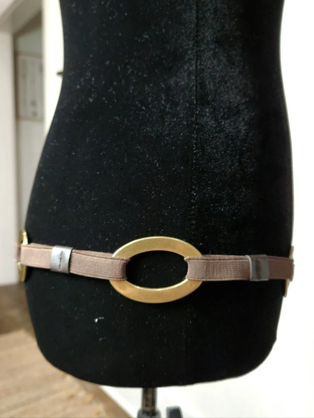 Vintage Lakeshore Drive Accessories Brown Gold Hook Belt Size Small Equestrian